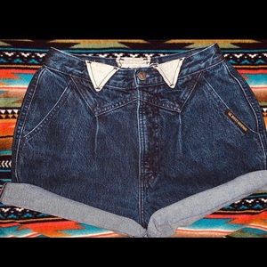 Vintage high waisted shorts